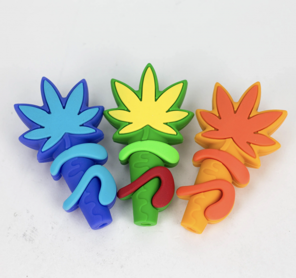 3" 710 marijuana leaf hand pipe [H303]