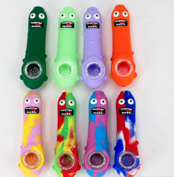 4.5" Cucumber Silicone hand pipe with glass bowl